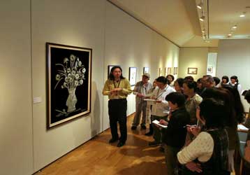 Curator-giving-a-gallery-talk-ursula-astras